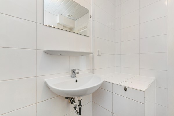 Medium property photo - Van Zeggelenlaan 303, 2524 AK Den Haag